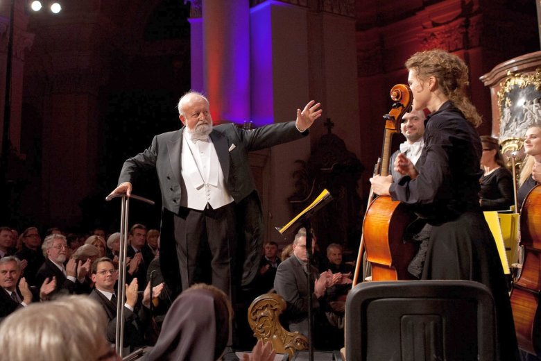 Wydarzeniem artystycznym w dotychczasowej historii Festiwalu Muzyki Oratoryjnej „Musica Sacromontana” na Świętej Górze był koncert jednego z najwybitniejszych współczesnych kompozytorów – Krzysztofa Pendereckiego, który poprowadził Orkiestrę Akademii Beethovenowskiej. 